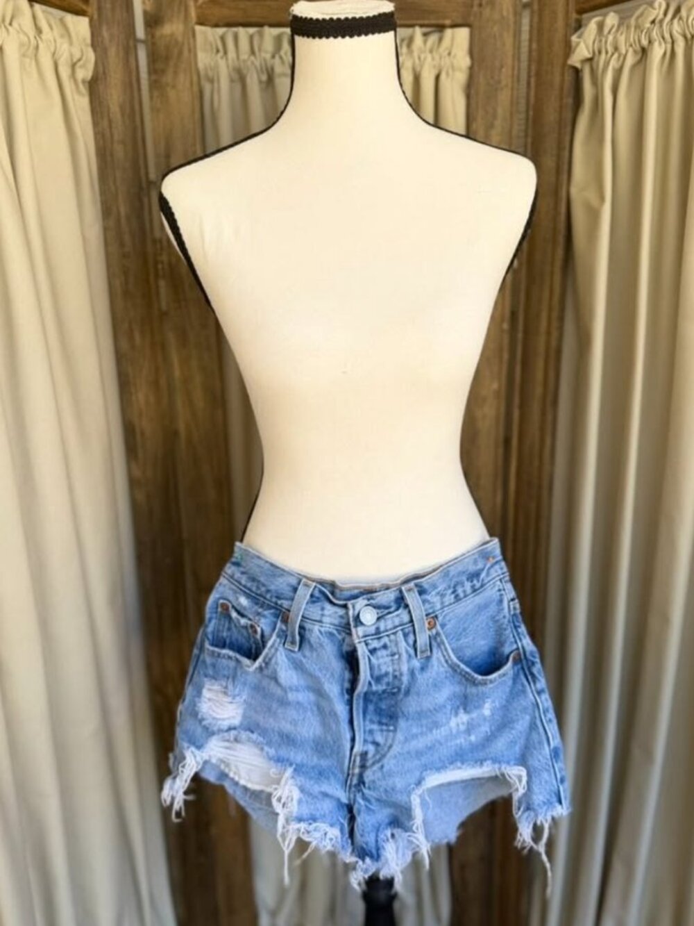 Levi's blue distressed jean shorts high-waisted